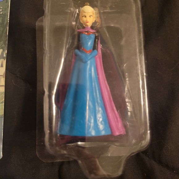 Frozen Princess Anna, Elsa, And Friends Disney Pixar toy figures 7pieces New - Picture 5 of 7